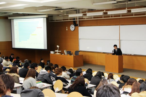 東洋学園大学_2015年度卒論発表会（現経）
