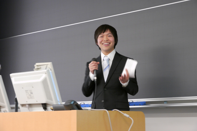 東洋学園大学　英語教育開発センター　ALPS発表の模様　