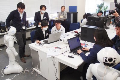 東洋学園大学_（株）オレンジアーチでのグループワーク