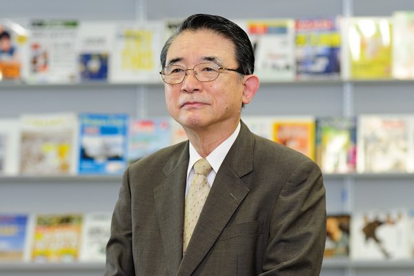 東洋学園大学_冨澤名誉教授