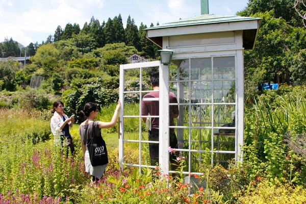 東洋学園大学_大槌大学2014_風の電話