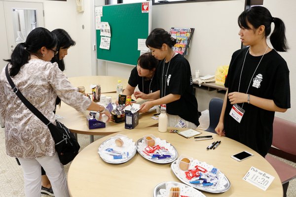 東洋学園大学_国際多読教育学会_学生ボランティア