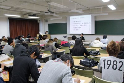 東洋学園大学_佐藤咲子さんの講義（２）
