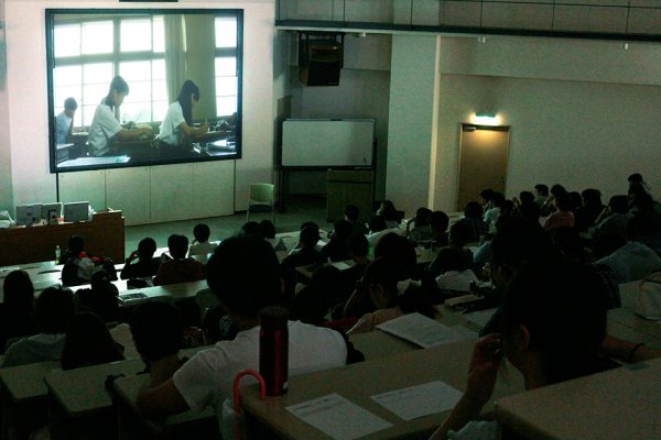 東洋学園大学_卒業生_映画監督_石橋夕帆さん