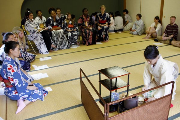 東洋学園大学_SHSU　in TOGAKU_茶道体験