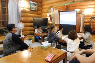東洋学園大学_国際関係ゼミ合宿_現役学生の研究発表