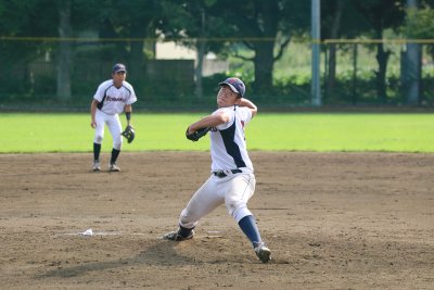 東洋学園大学_7回から登板、無失点の松永投手