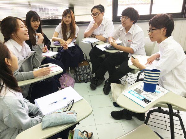 東洋学園大学_チュラーロンコーン大学の学生と