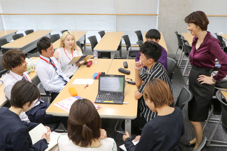 八塩ゼミ×（株）東急モールズデベロップメント、学生が若手社員とディスカッション