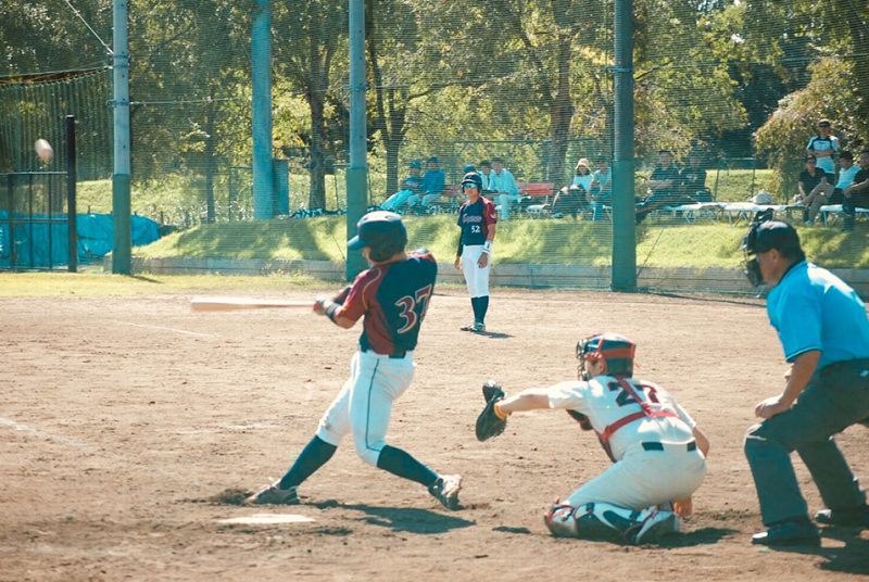 ［硬式野球部］秋季リーグ戦開幕、3戦終わって1勝2敗。巻き返しを狙う