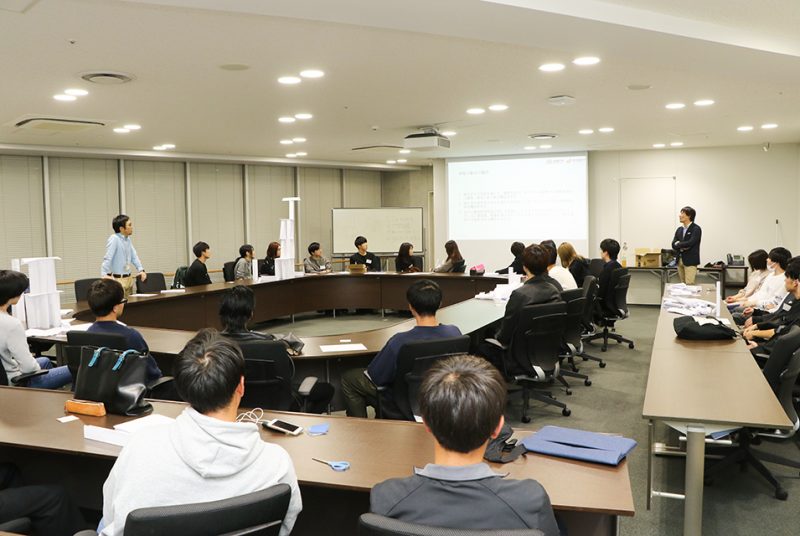 木川ゼミと拓殖大学の足代ゼミによるインカレゼミがスタート。研究テーマはキャッシュレス決済