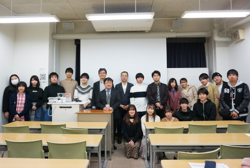 竹内ゼミと拓殖大学の2ゼミが合同ゼミ報告会を実施