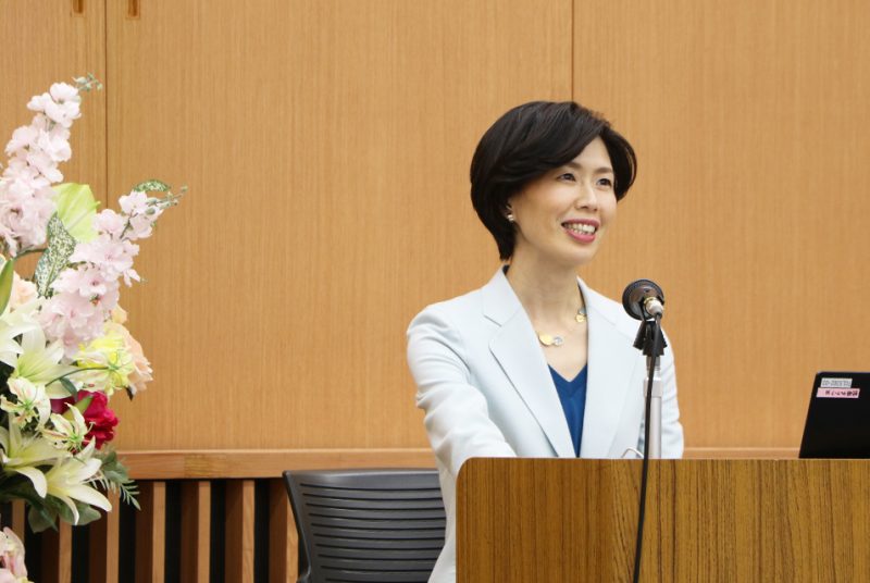［現代経営研究会］プラスチック容器を手掛ける竹本容器株式会社社長竹本氏による第6回講演を開催