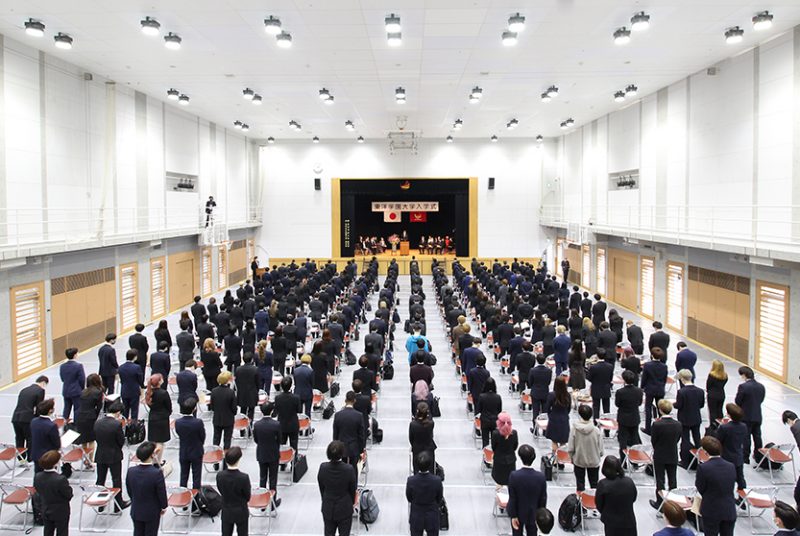 大学で「自分」を探す旅のはじまり。2022年度入学式を挙行