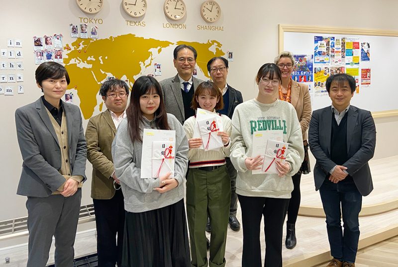 春学期からアイルランドやカナダ、韓国へ。長期留学をスタートする学生の認定式を実施