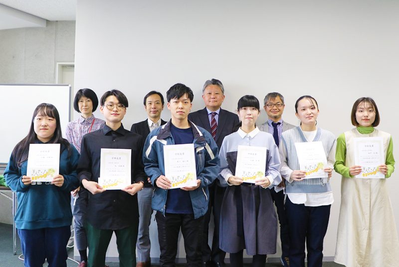 学部長賞を授与（メンタルヘルス・マネジメント検定Ⅱ種・Ⅲ種合格）