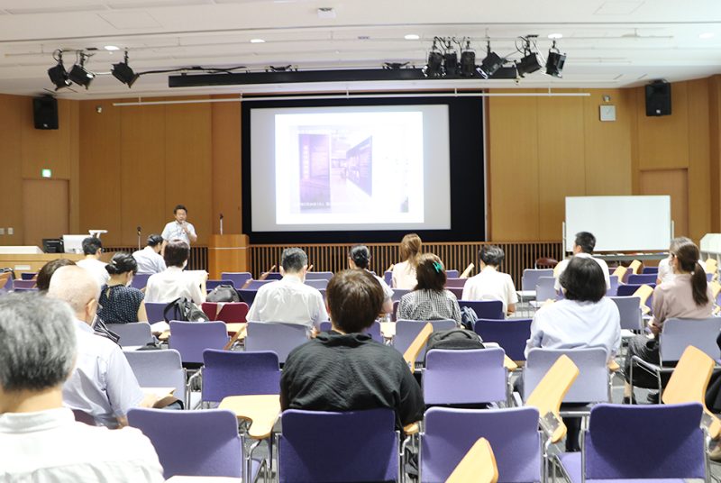 全国大学史資料協議会第133回東日本部会研究会での東洋学園史料室による事例報告