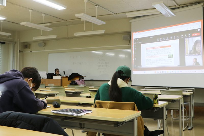 アイヌ民族の歴史とアイヌ民族女性が直面する複合差別を学ぶ「文化人類学」ゲスト講義