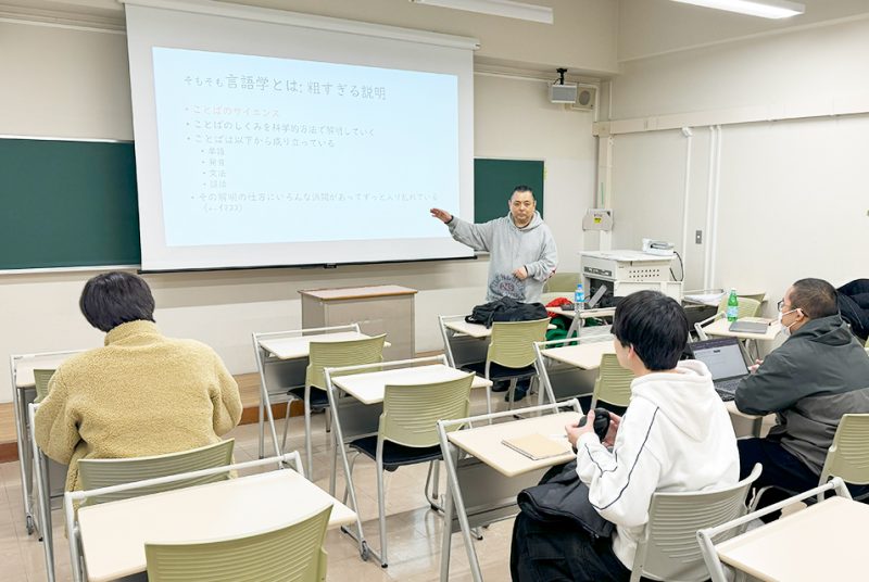 国会会議録を用いた言語分析とは。グロコミ学科で言語×政治×データサイエンスをテーマにゲスト講義