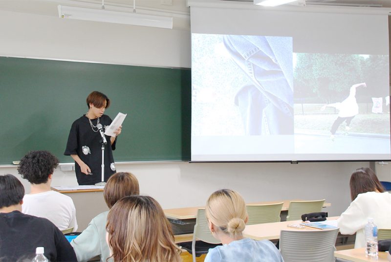 「自分の好きなこと、モノ」を英語で伝える！「GENKEI English Presentation A」の合同プレゼン