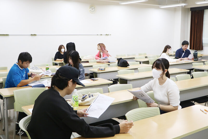 ロールプレイで、心理的アセスメントのうち、「面接法」や「観察法」を体験