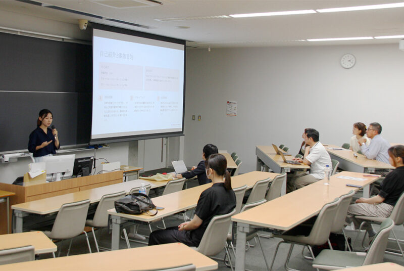 企業での実務体験で得た成果や課題を共有！　3人の学生による「インターンシップ最終成果報告会」