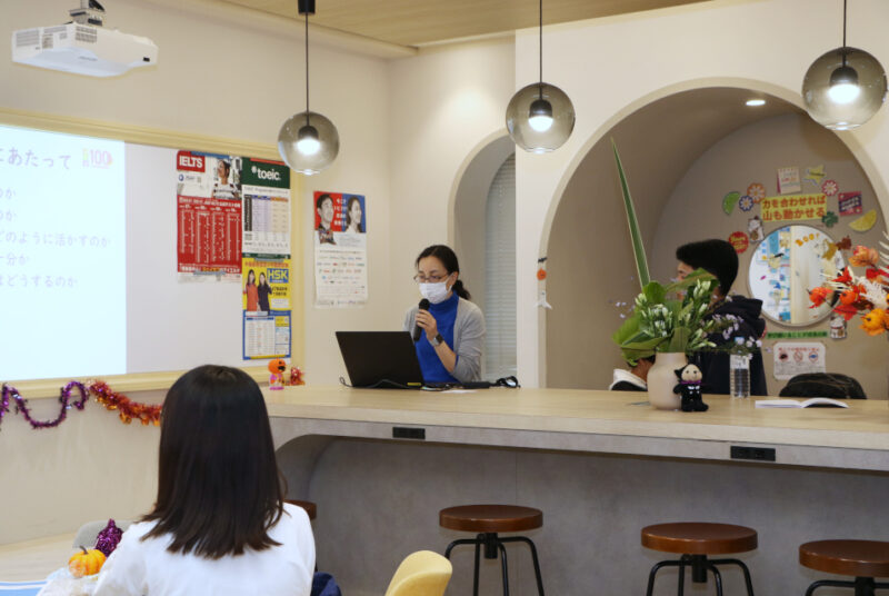 学生が体験談を発表。2026年春出発に向けた「長期留学説明会」の模様