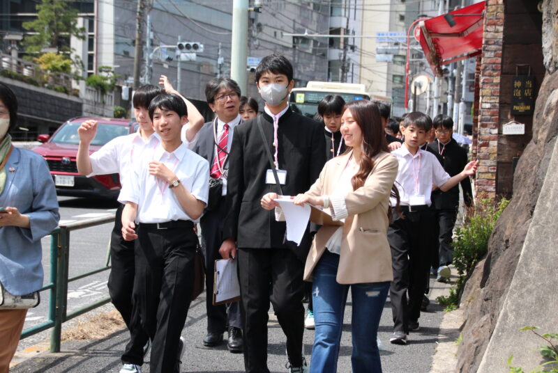 東京を歩いて見つけた“学び”と“将来” 。 修学旅行プログラム実施レポート