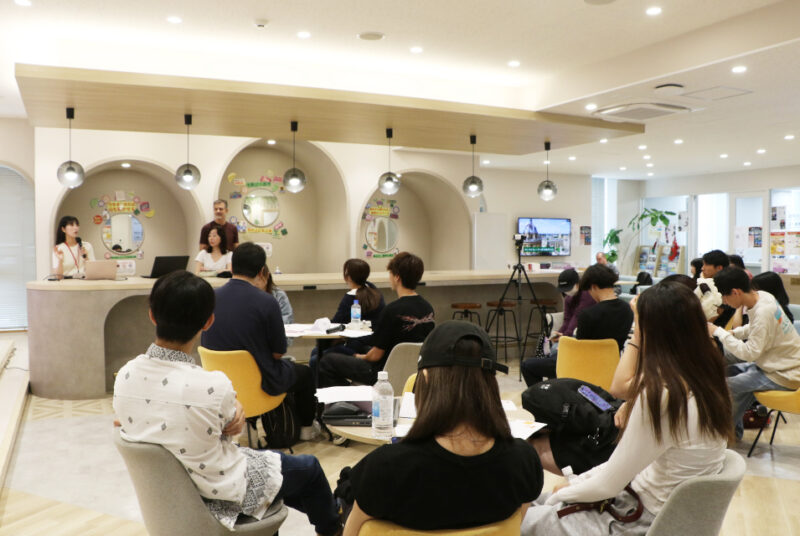 留学の体験を未来につなぐ。卒業生と在学生が海外での学びを語る報告会を開催